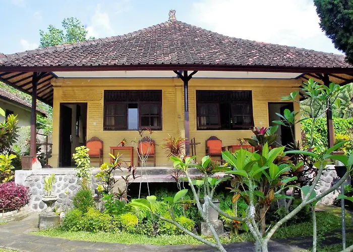 Rijasa Homestay *